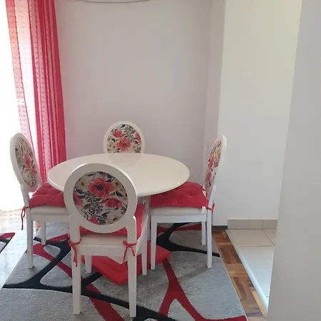 Lux Ristic 2 Apartament